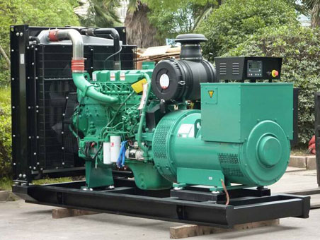 突泉710kw康明斯柴油发电机组图片 突泉710kw康明斯柴油发电机组图片