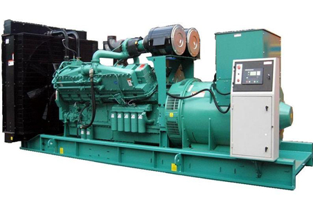 突泉570kw康明斯柴油发电机组图片 突泉570kw康明斯柴油发电机组图片